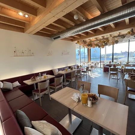 Auszeit Cafe & Hotel