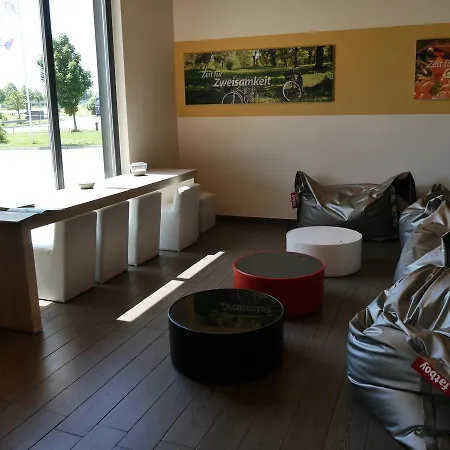 Auszeit Cafe & 3* Oberwornitz