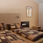 Hotel Auszeit Cafe & 3*