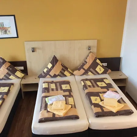 Auszeit Cafe & 3* Oberwornitz