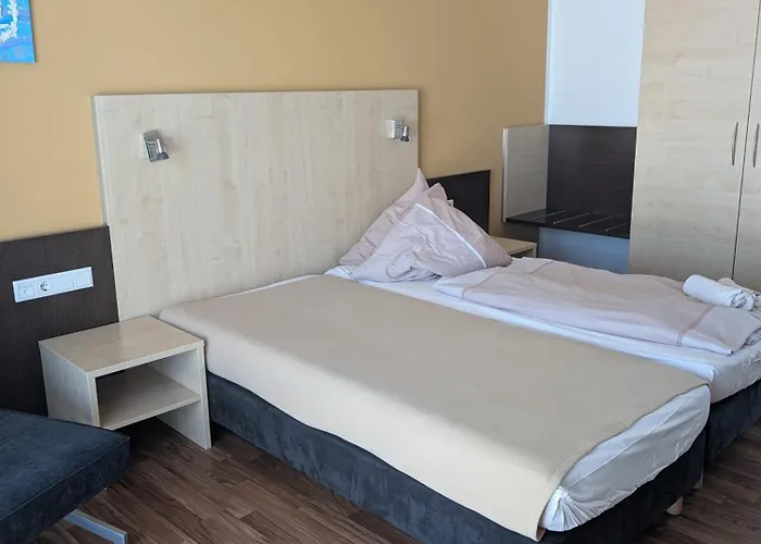 Auszeit Cafe & 3* Oberwornitz